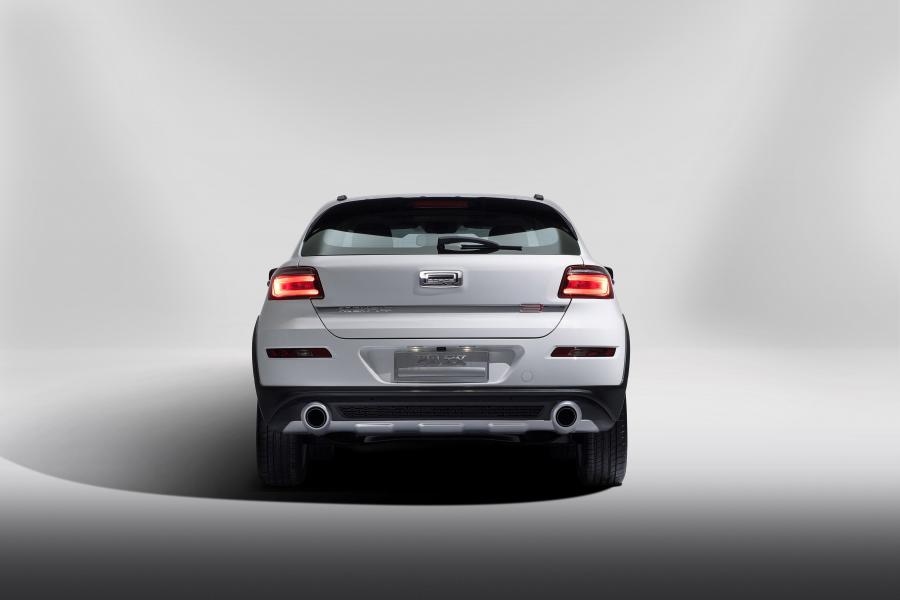  Qoros 3 City SUV 2014 года  (фото 19 из 35)